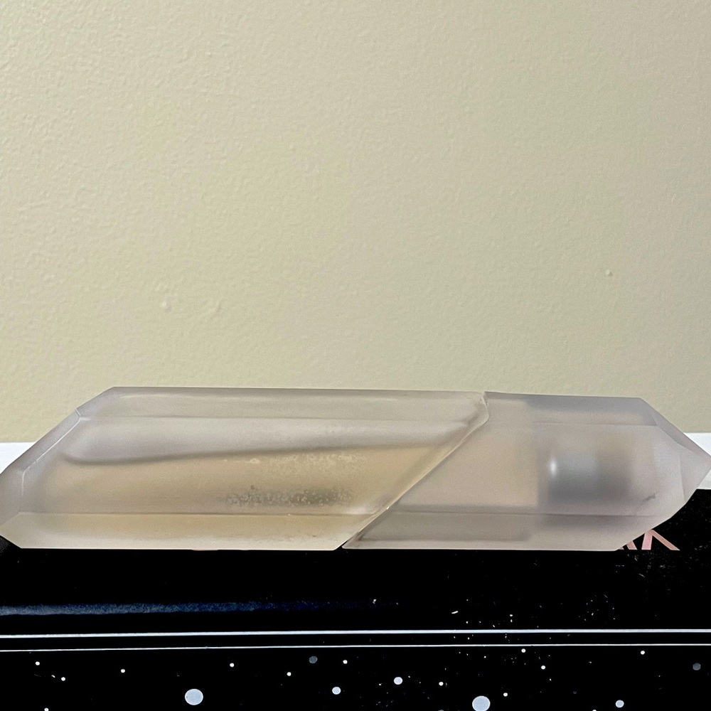 KKW Fragrance Crystal Oud